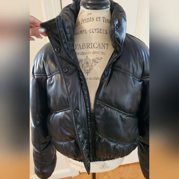 Zara SOFT Faux Leather Puffer Jacket S/M-EUC-BLOGGER's FAV - Picture 11 of 14